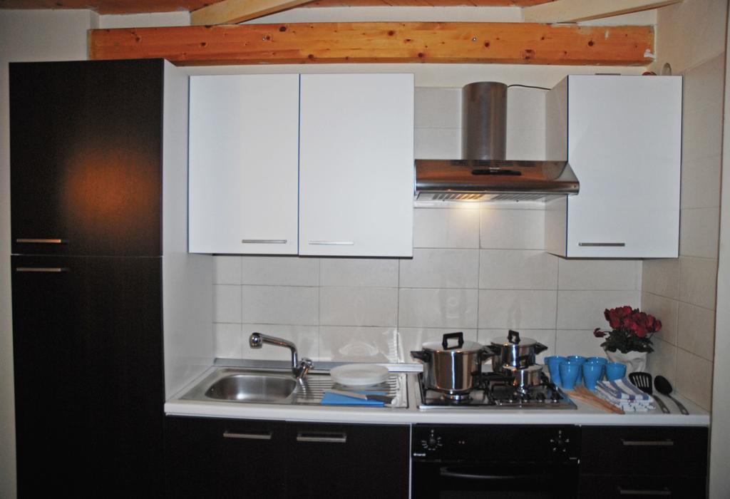 Brezzolina Apartment With Parking Бітонто Екстер'єр фото