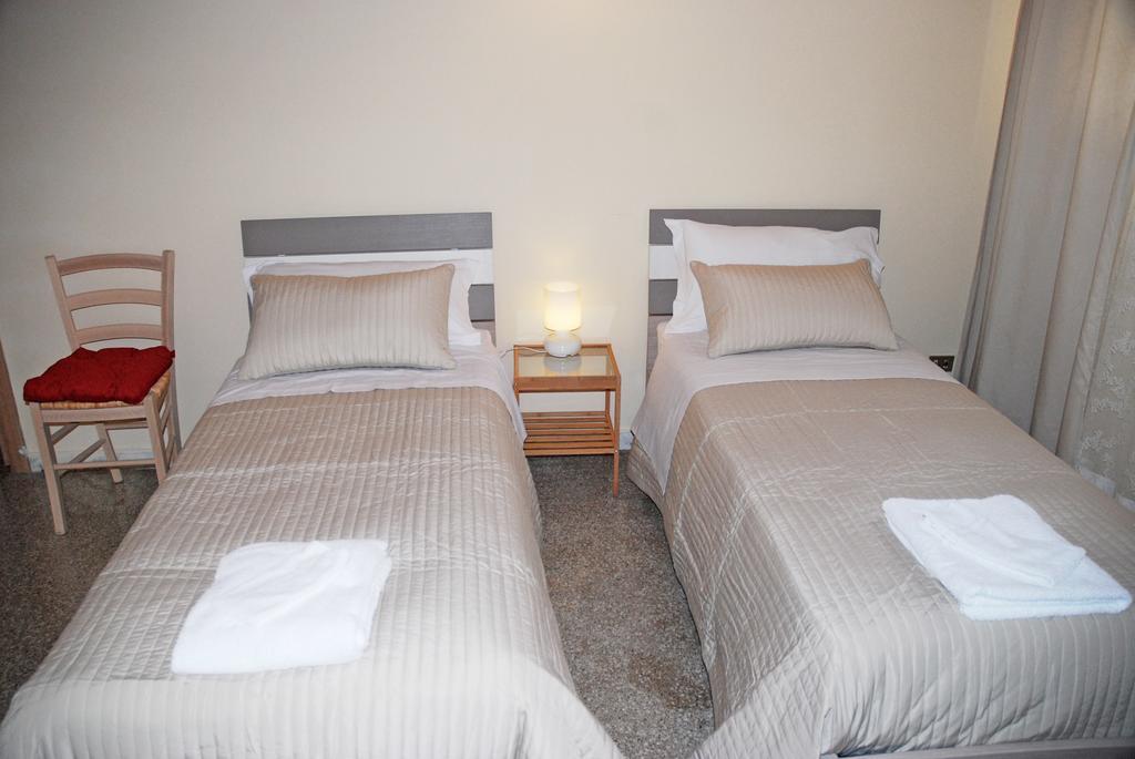 Brezzolina Apartment With Parking Бітонто Екстер'єр фото